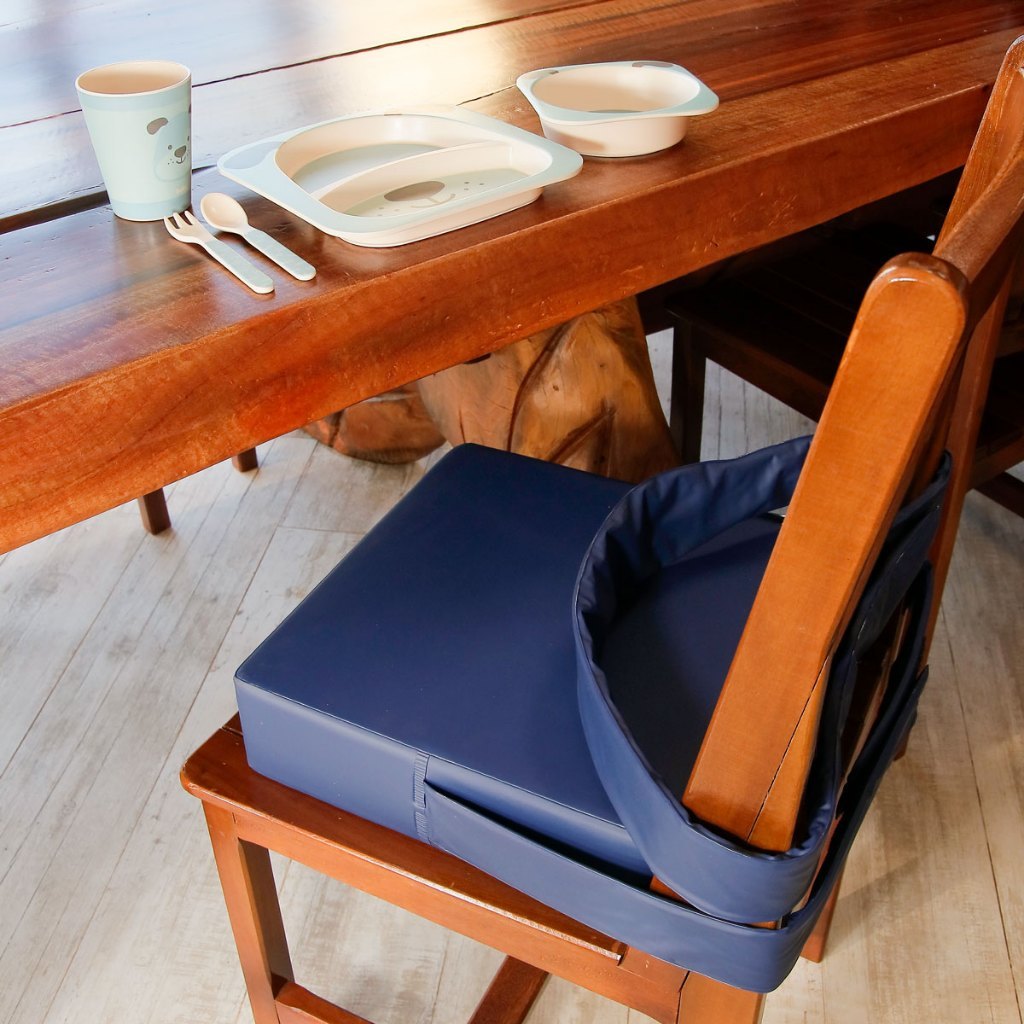 Assento/Almofada Elevação Kids: Autonomia e Conforto para seu Filho à Mesa