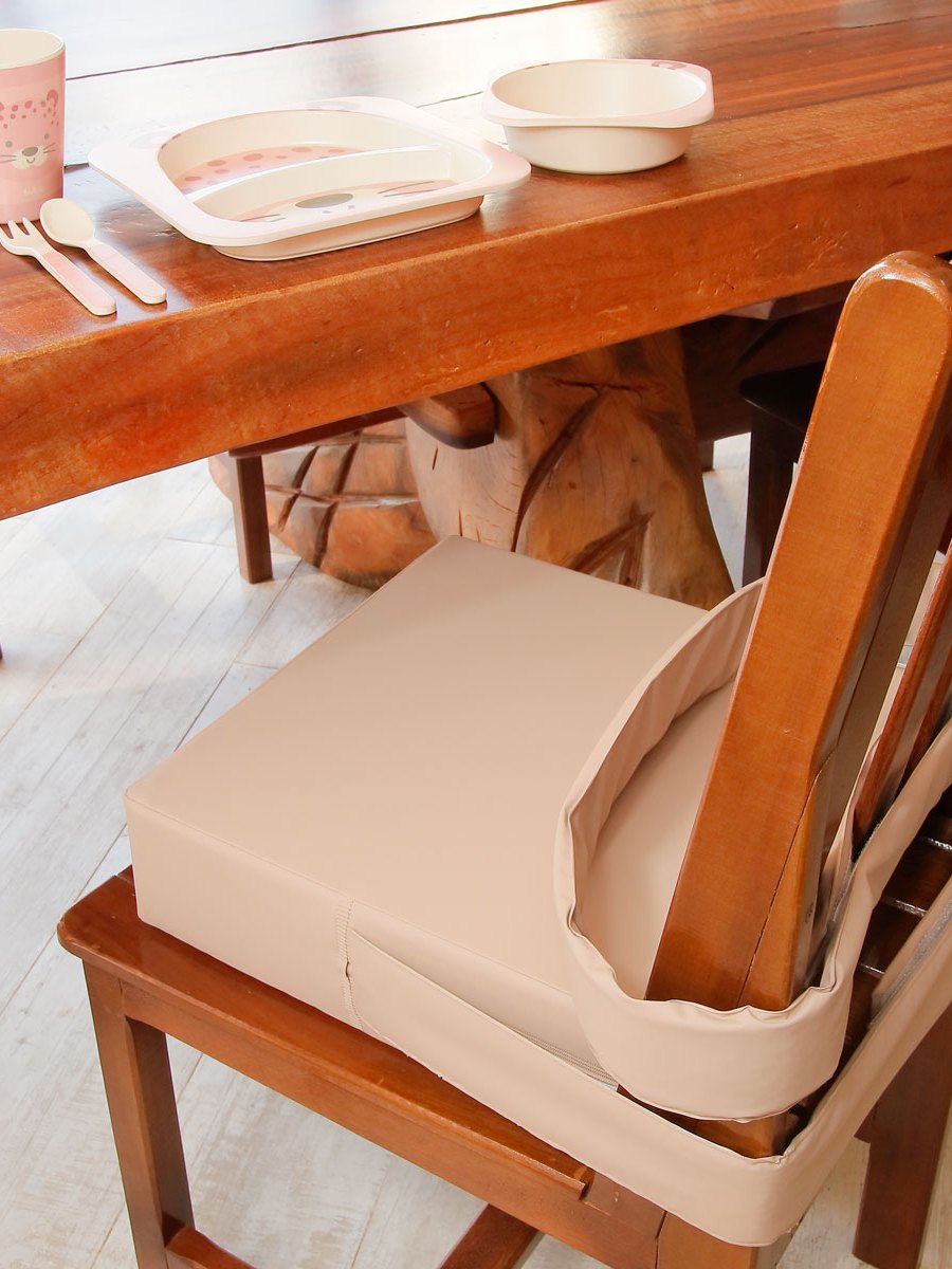 Assento/Almofada Elevação Kids: Autonomia e Conforto para seu Filho à Mesa