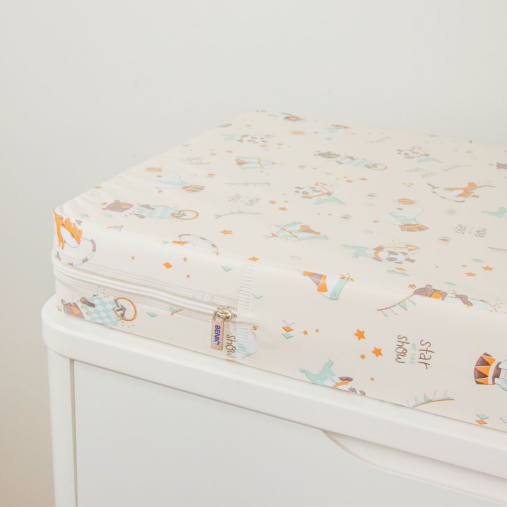 TROCADOR DE FRALDA PARA COMÔDA IMPERMEÁVEL LAVÁVEL PLUS SUPER CONFORTAVEL